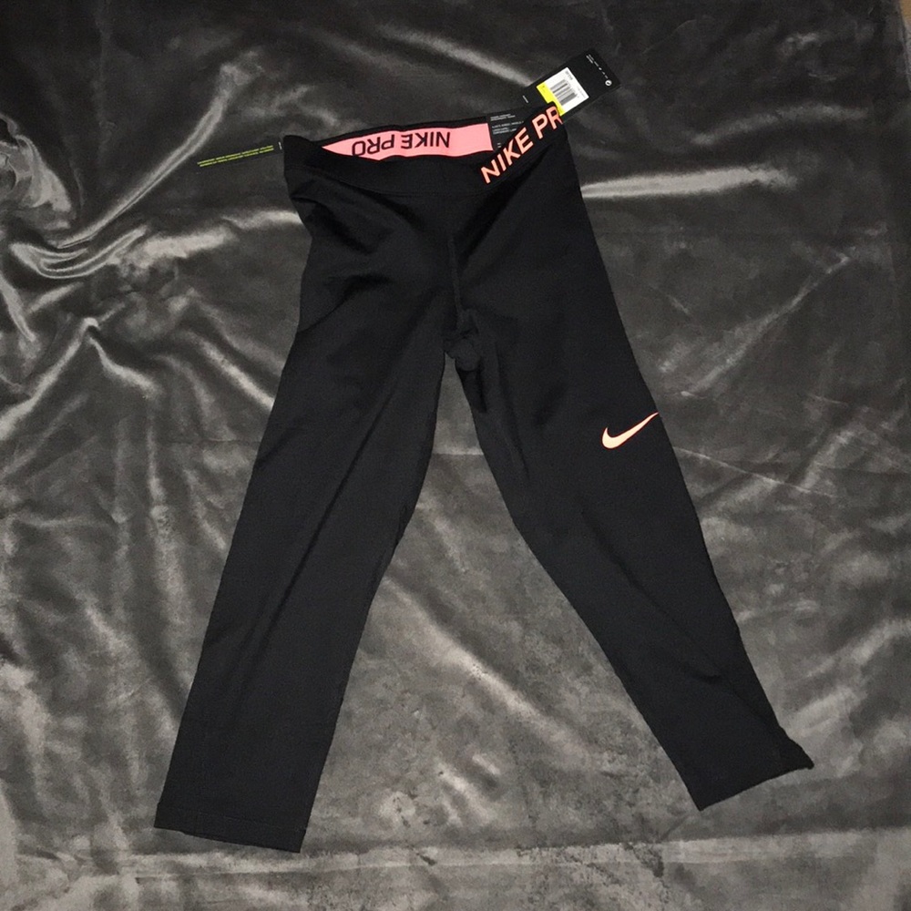 Nike Pro leggings